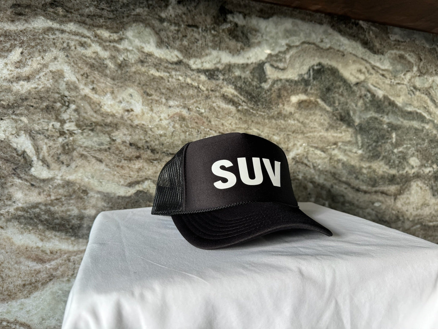 SUV